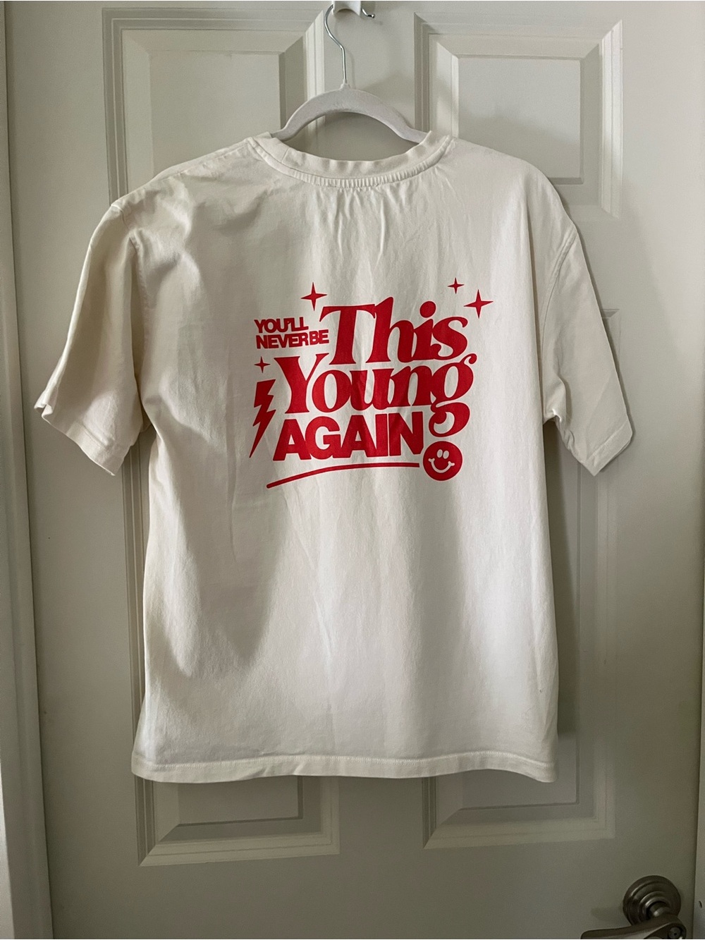 Jo West “You’ll Never Be This Young Again” retro graphic boxy t-shirt limited M
